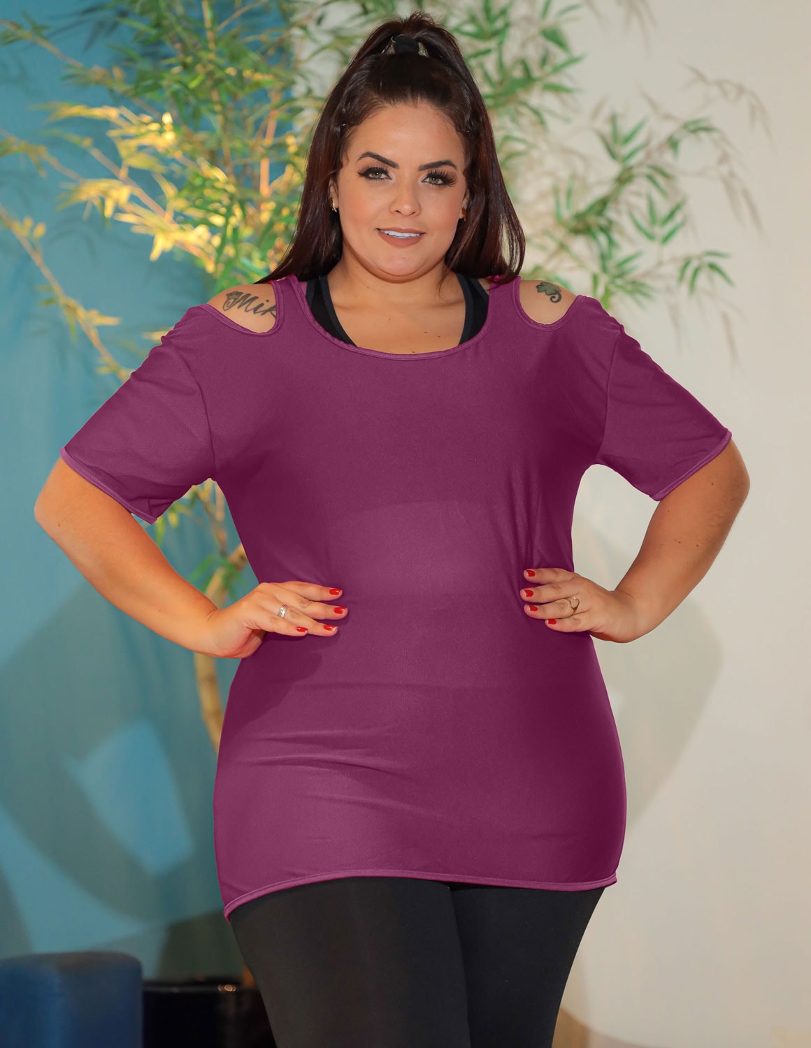 Blusa Dry Fit Feminina com Recorte nos Ombros Plus Size