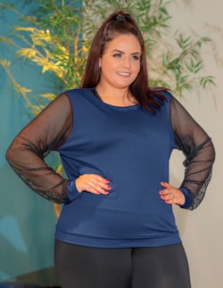 Blusa Feminina em Crepe de Alfaiataria Manga Longa em Tela Plus Size