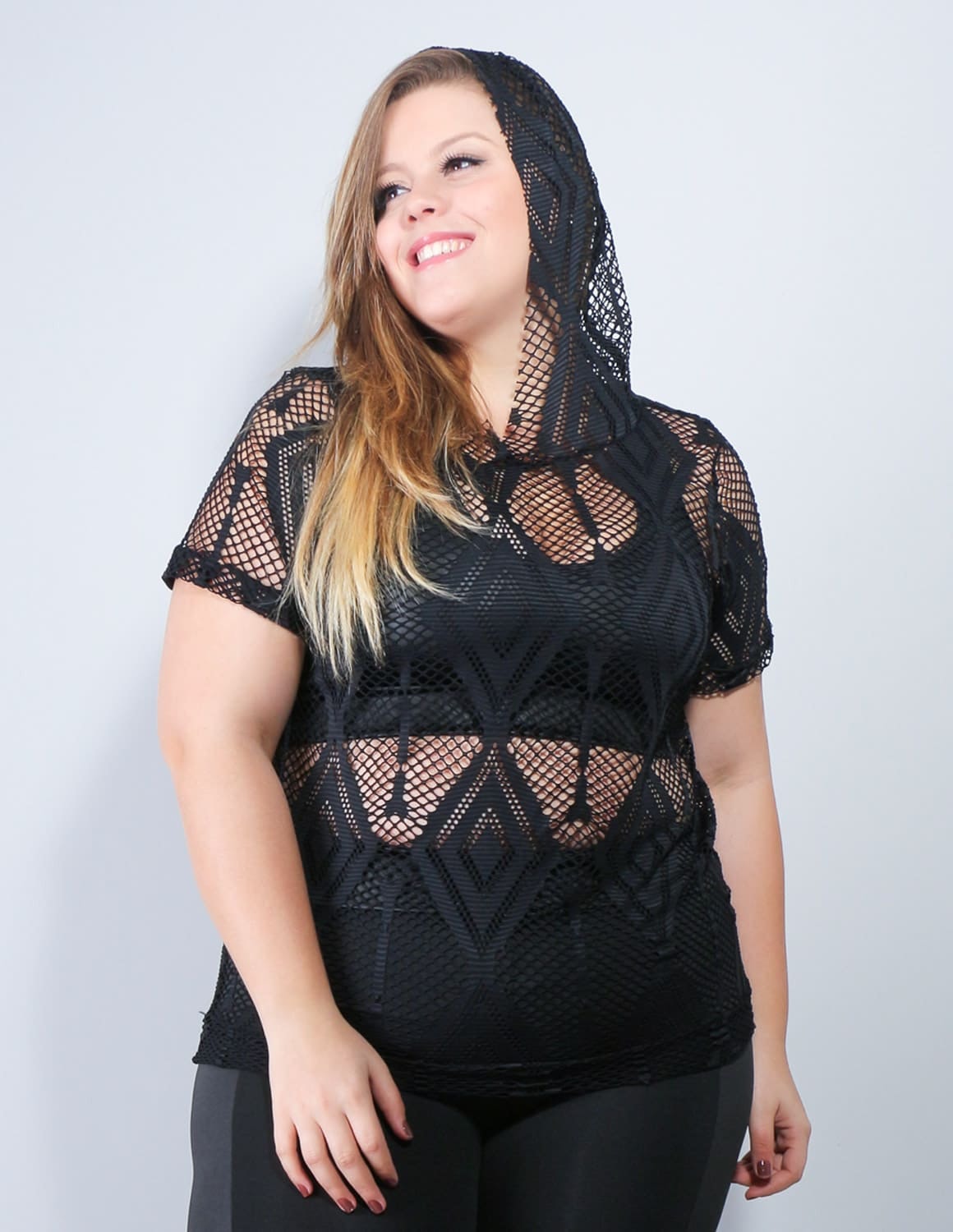 Blusa Preta Plus Size em Tela | Ref: 4.4.4419-01
