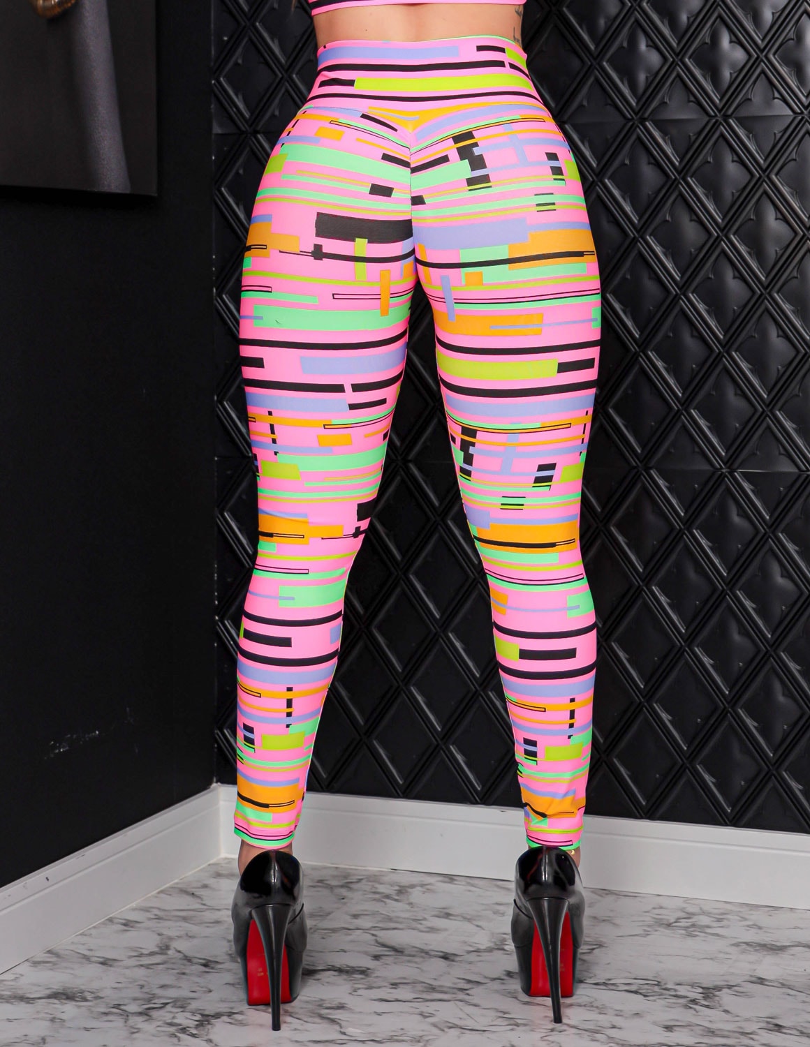 Calça Feminina para Academia Estampada com Efeito Empina Bumbum