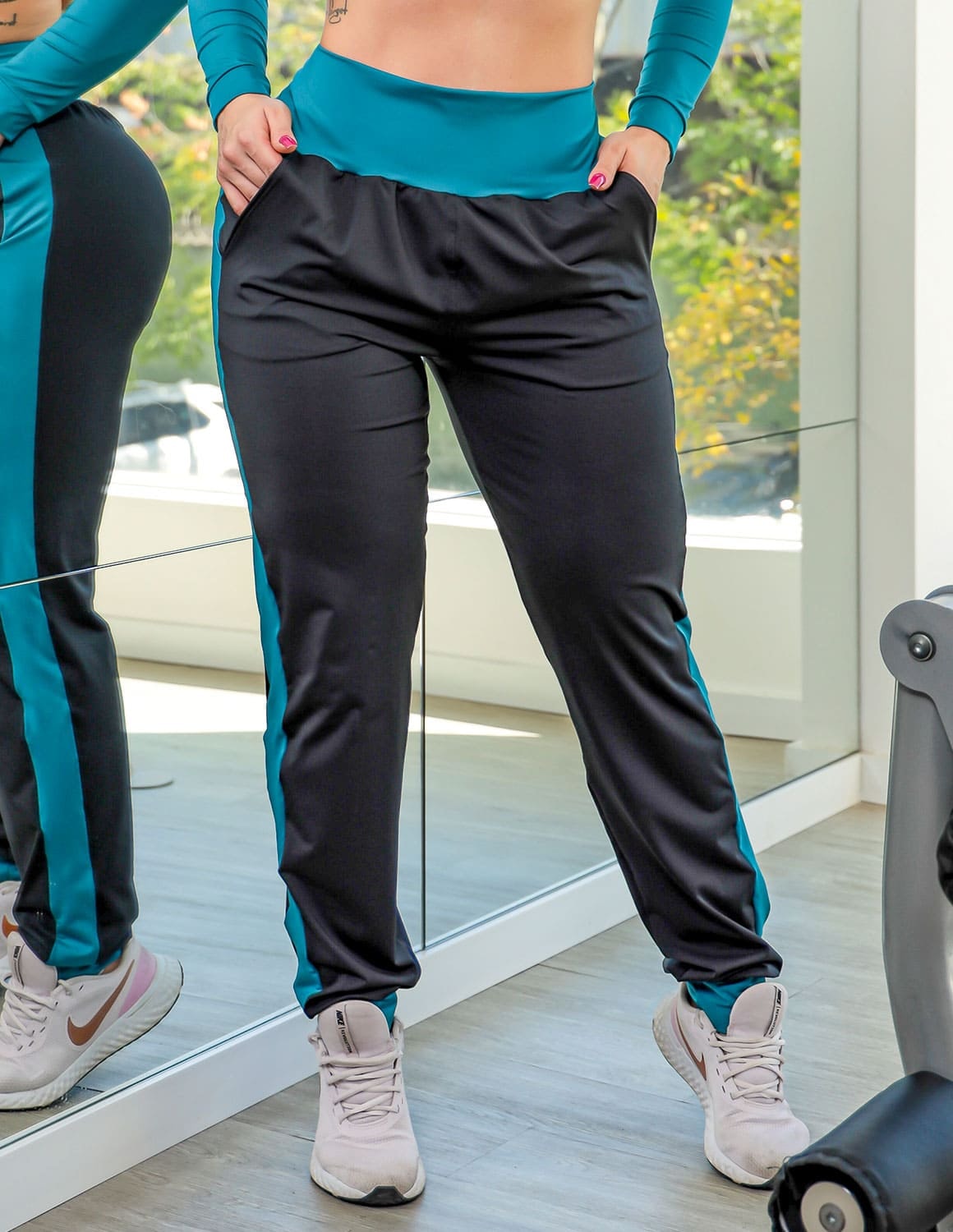 Calça jogger best sale cinza feminina