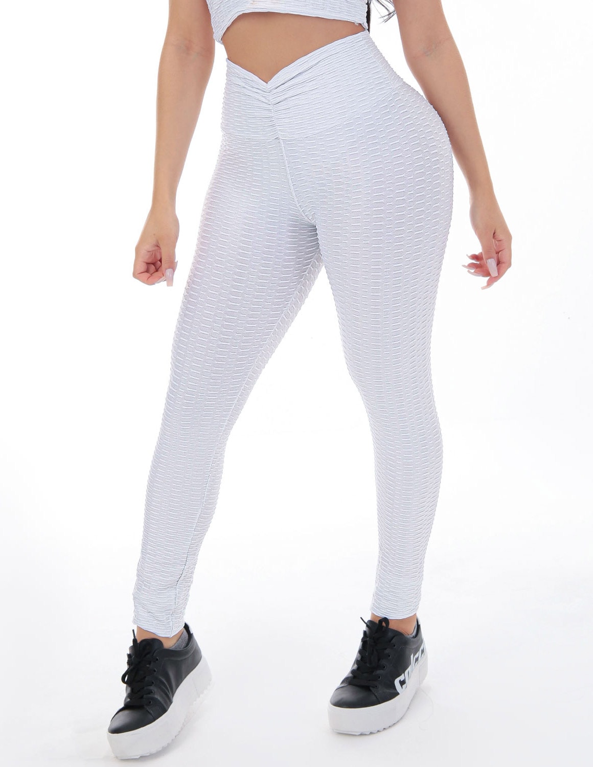 Calça Legging Feminina em Cirrê Texturizada 3D Empina Bumbum