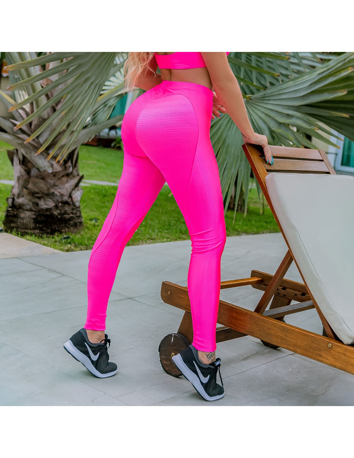 Calça Legging Fitness Empina Bumbum Texturizada Rosa Neon
