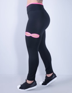 Calça Legging Preta com Recortes nas Pernas e Viés Rosa | Ref: 4.4.433