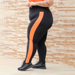 Calça Plus Size Preta com Recortes Laranja Neon | Ref: 4.4.4308-0137