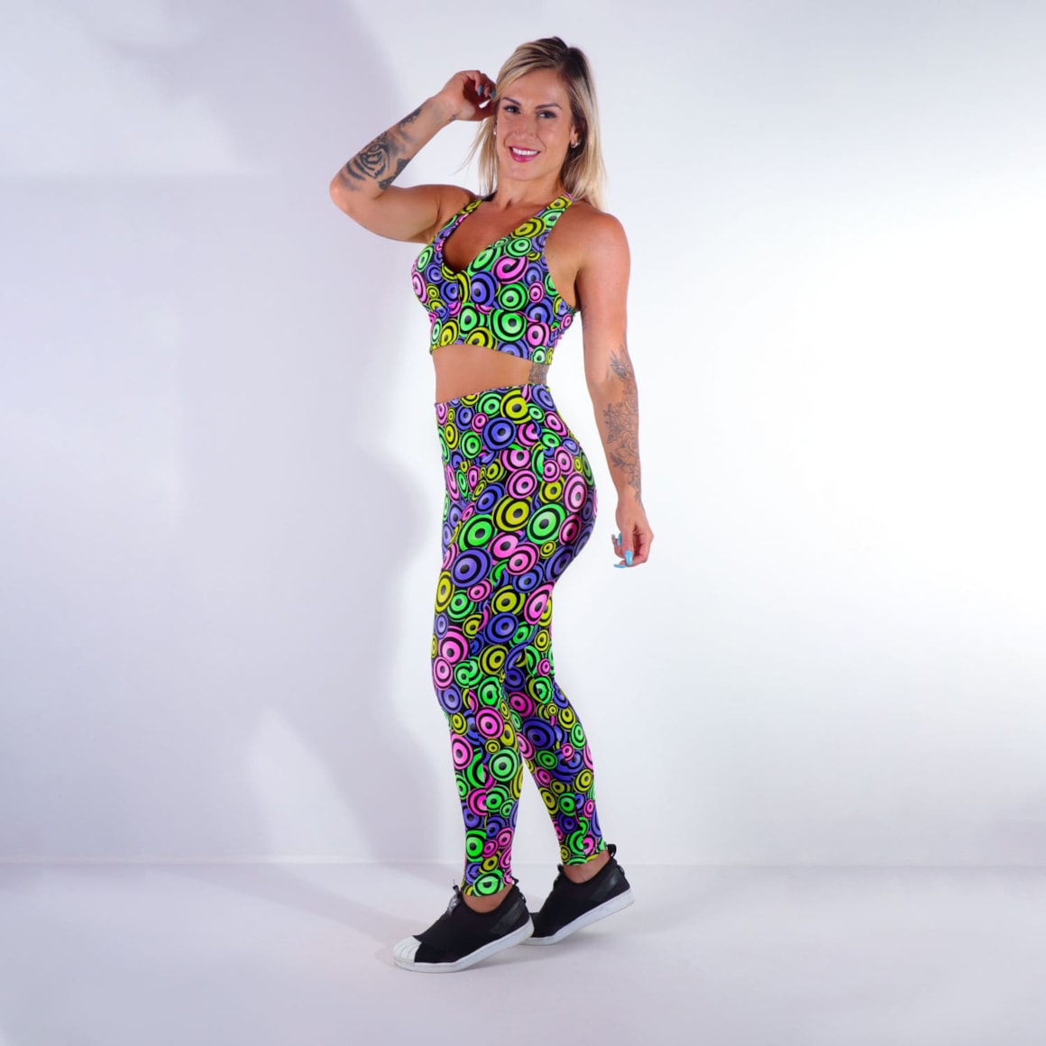 Conjunto Estampado com Cropped e Calça Legging | Ref: 8.8.0145-3200
