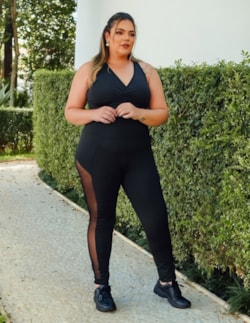 Conjunto Feminino Plus Size Preto com Calça  e Top | Ref: 8.8.0204-01