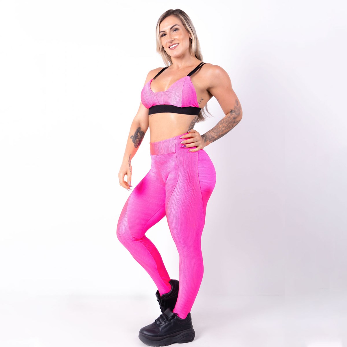 Conjunto Fitness em Poliamida Rosa Neon com Top e Legging | Ref: 6.6.0114-39