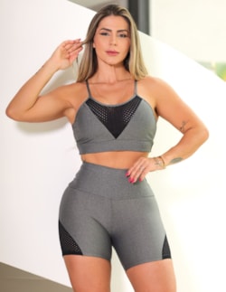 Conjunto Fitness Feminino com Recortes em Tela Short e Cropped com Boj