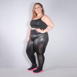 Conjunto Plus Size Preto com Cropped sem bojo e Calça com Tela e Cirrê