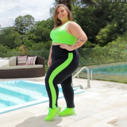 Conjunto Plus Size Preto e Verde Neon com Cropped e Calça Legging | Re