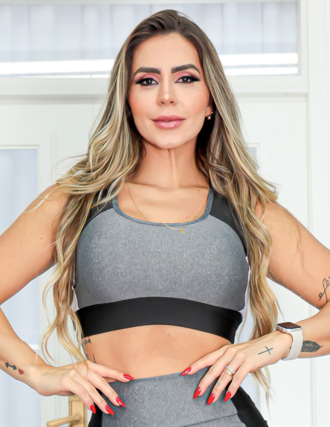Cropped Feminino sem Bojo para Academia Estilo Nadador
