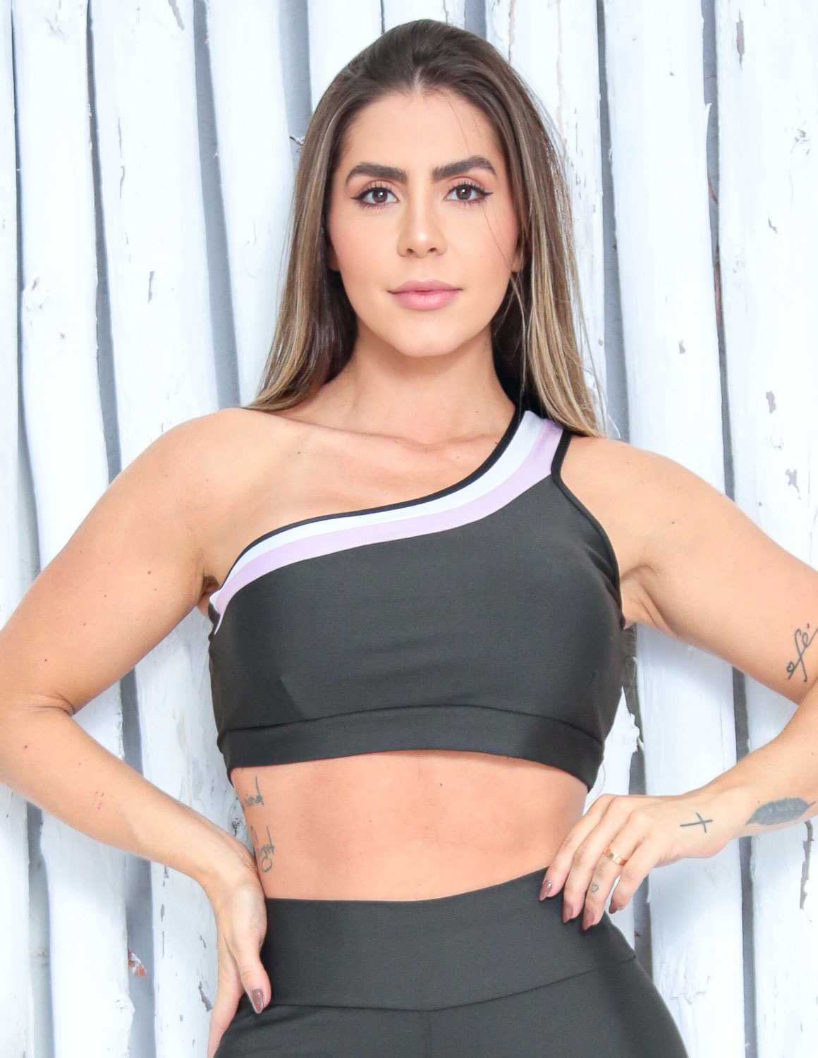 Cropped Fitness Feminino com Alça de um Ombro sem Bojo