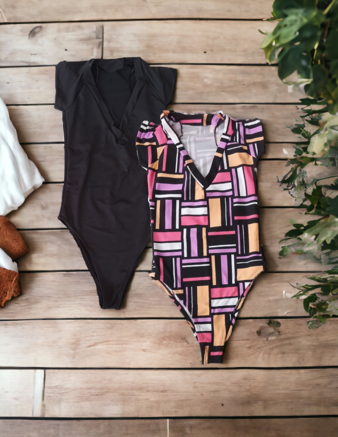 Kit com 2 Lindos Bodys Fitness Feminino com Manguinhas e sem Bojo