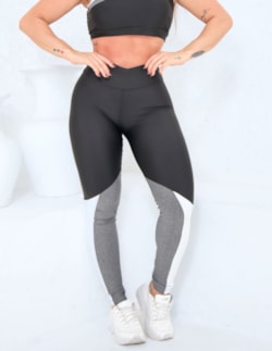 Legging Feminina Cintura Alta com Recorte Colorido de Academia