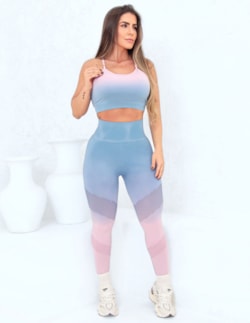 Look Feminino em Poliamida Degradê sem Costura Calça Empina Bumbum e C