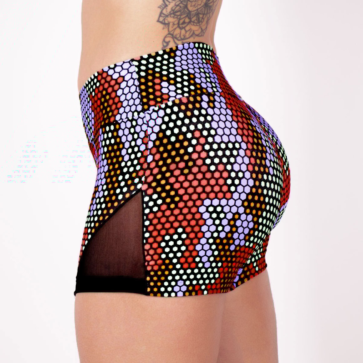 Shortinho Fitness Estampado com Recortes de Tela | Ref: 4.4.4404-3224